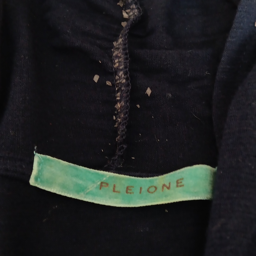 Navy Ruched Waist Size Small Jacket or Sweater.Good condition - Picture 4 of 8